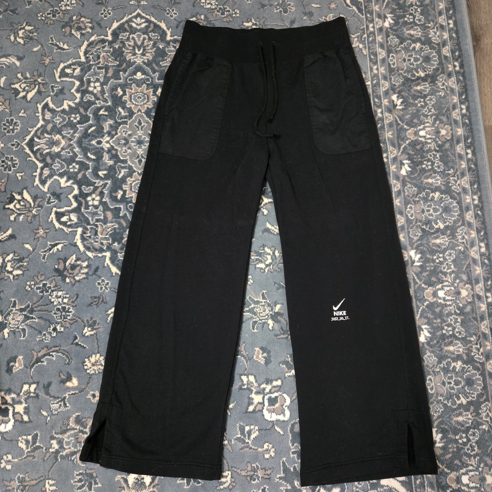 NWOT Nike Black Sweatpants